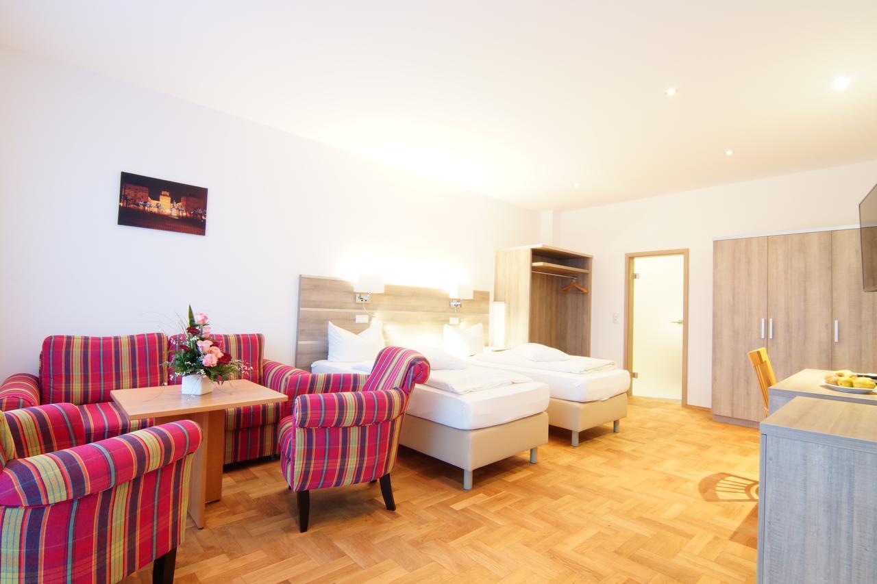Hotel Spitzenpfeil Michelau in Oberfranken Extérieur photo