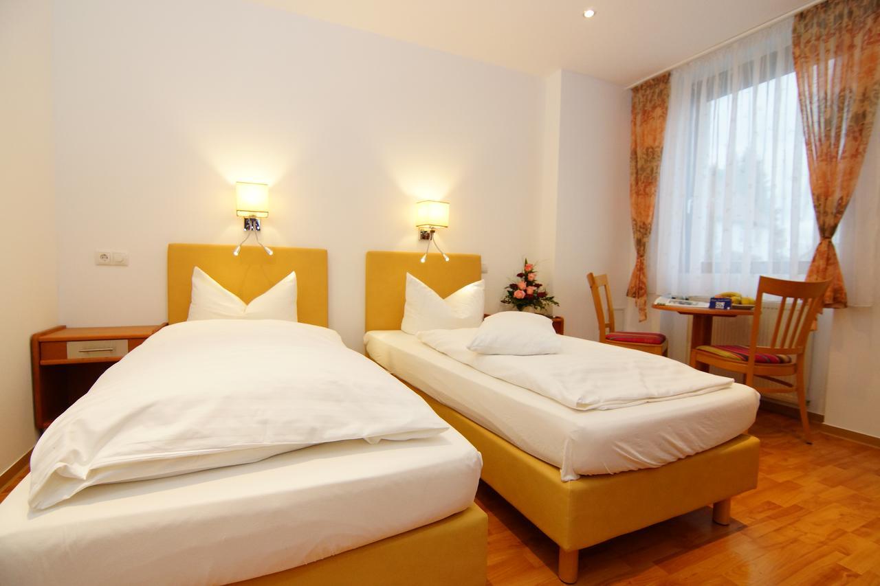 Hotel Spitzenpfeil Michelau in Oberfranken Extérieur photo