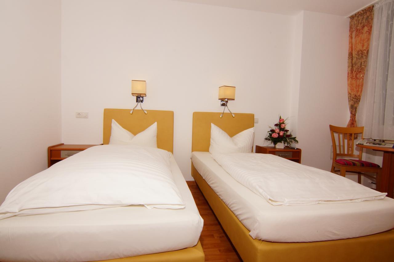 Hotel Spitzenpfeil Michelau in Oberfranken Extérieur photo
