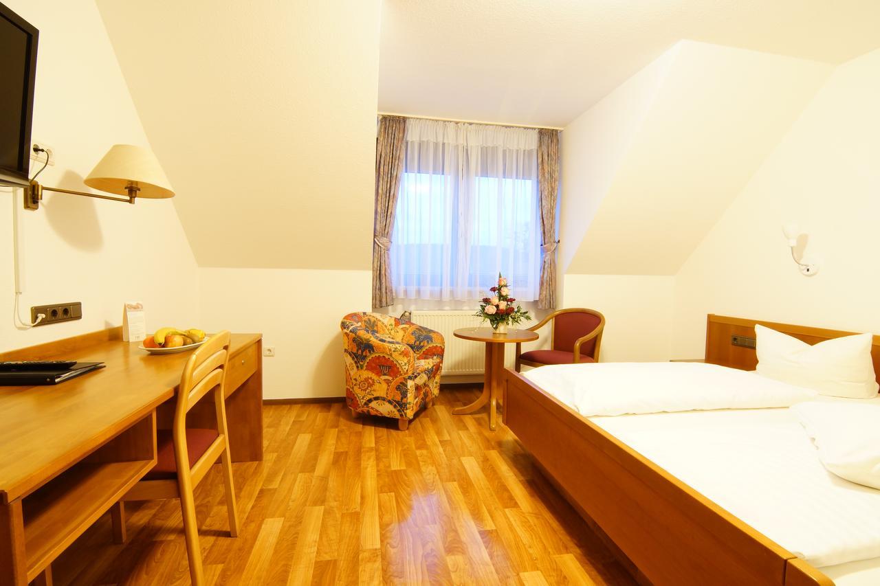 Hotel Spitzenpfeil Michelau in Oberfranken Extérieur photo