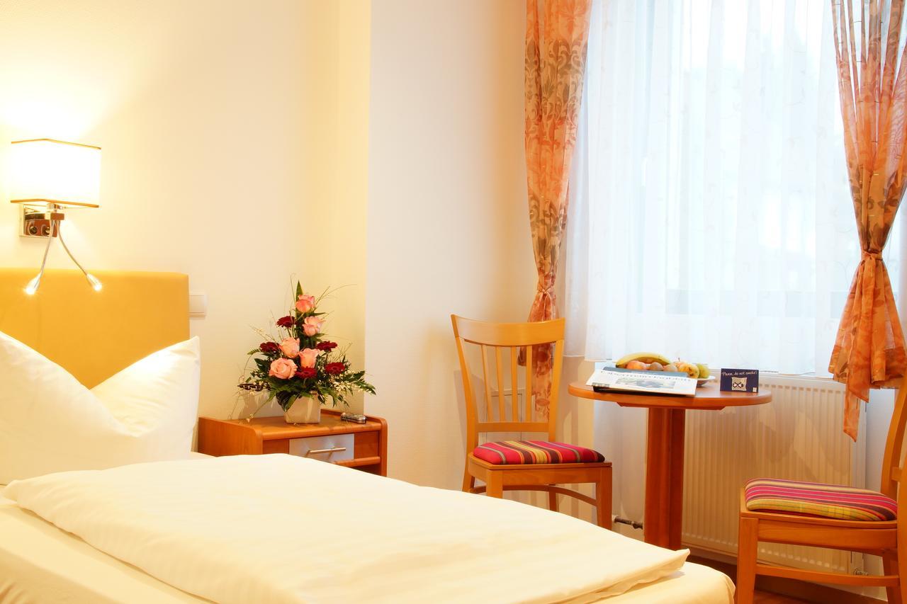 Hotel Spitzenpfeil Michelau in Oberfranken Extérieur photo