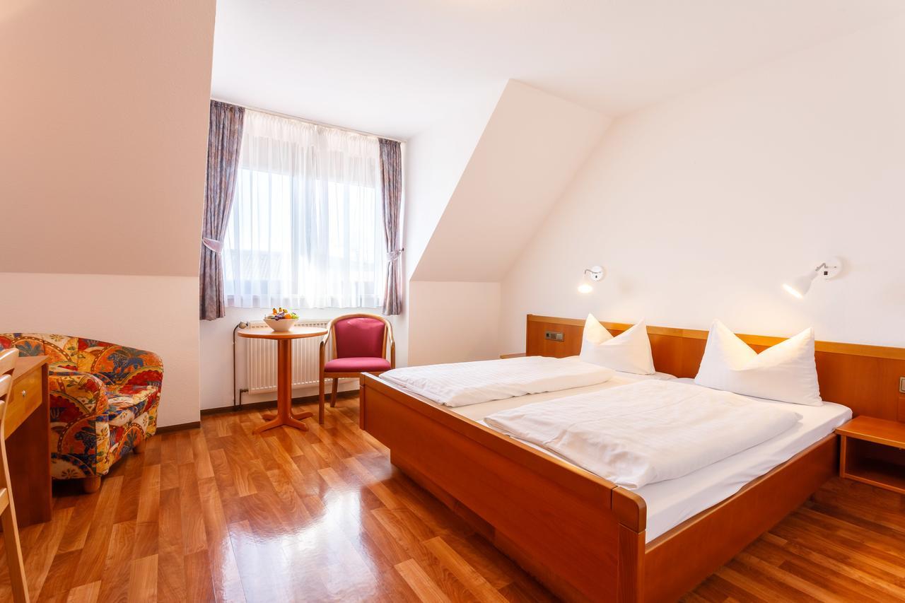 Hotel Spitzenpfeil Michelau in Oberfranken Extérieur photo